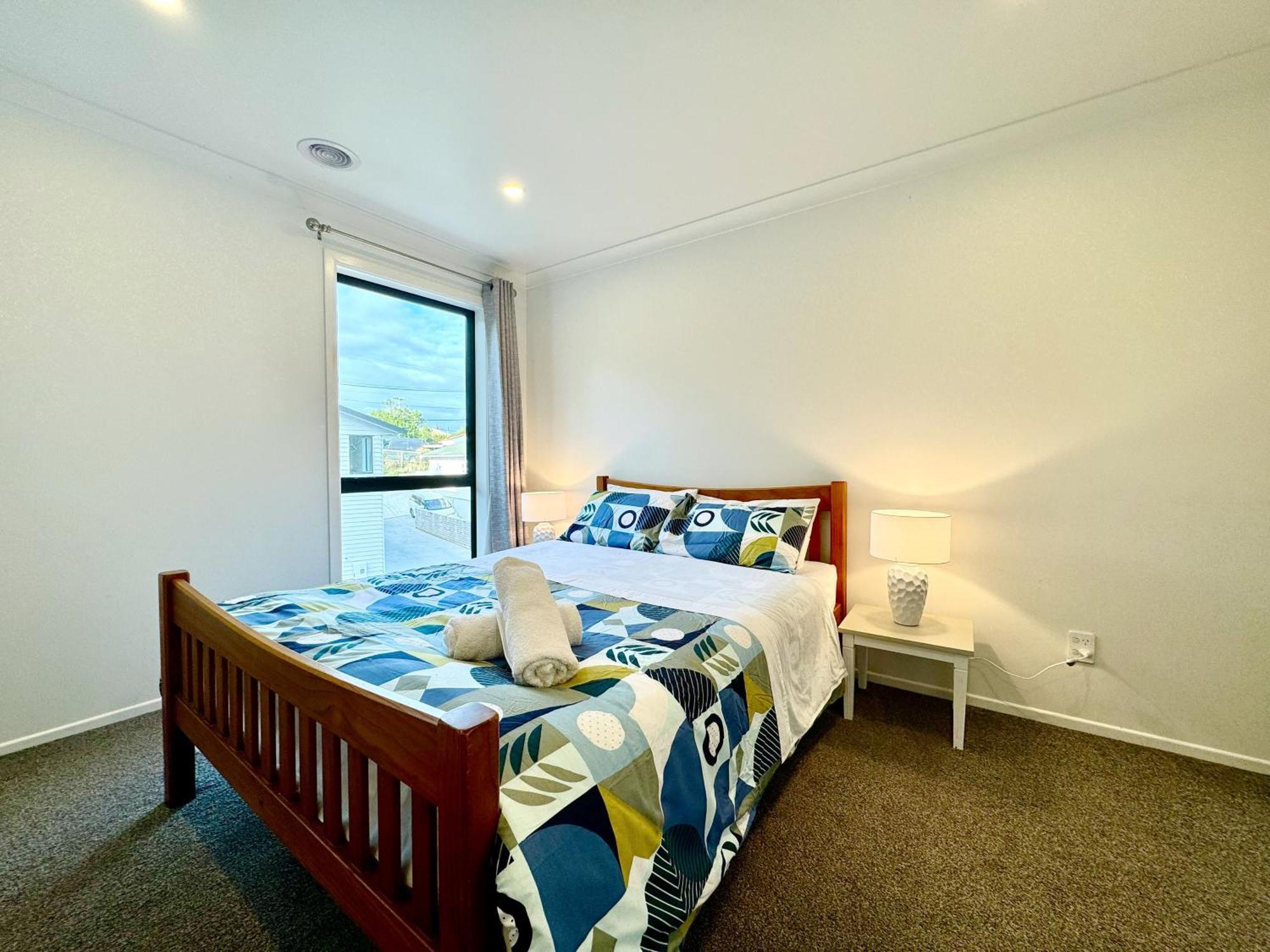 No Party Allowed, Entire Brand New 3 Bedroom Townhouse, Free Unlimited Fibre Wifi And Free Parking Wellington Eksteriør billede