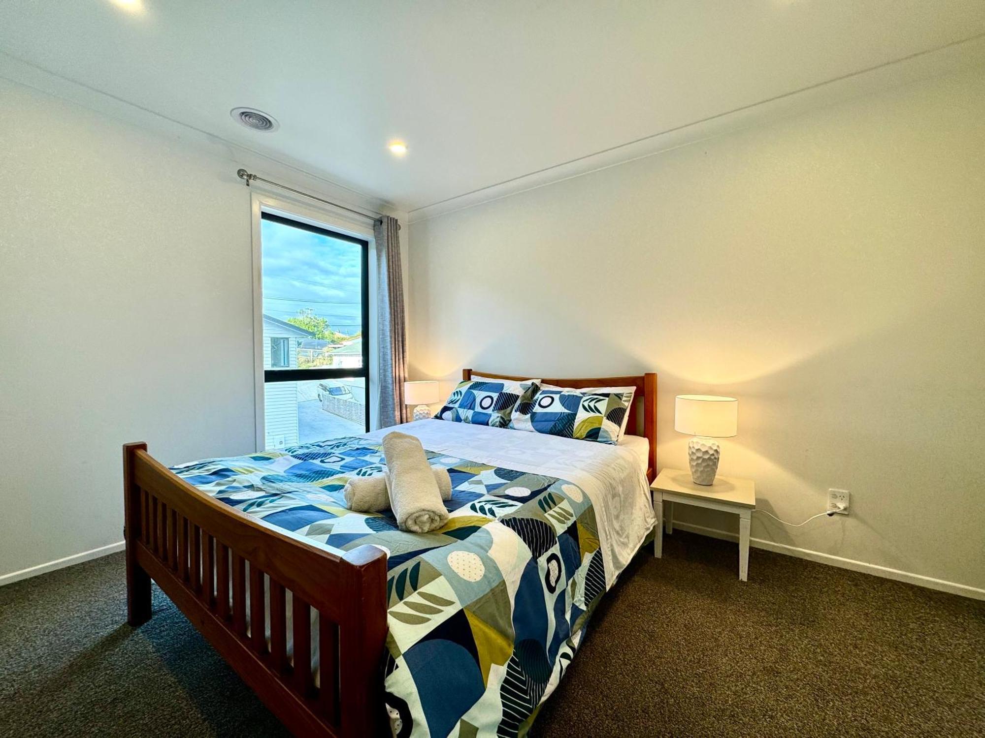No Party Allowed, Entire Brand New 3 Bedroom Townhouse, Free Unlimited Fibre Wifi And Free Parking Wellington Eksteriør billede
