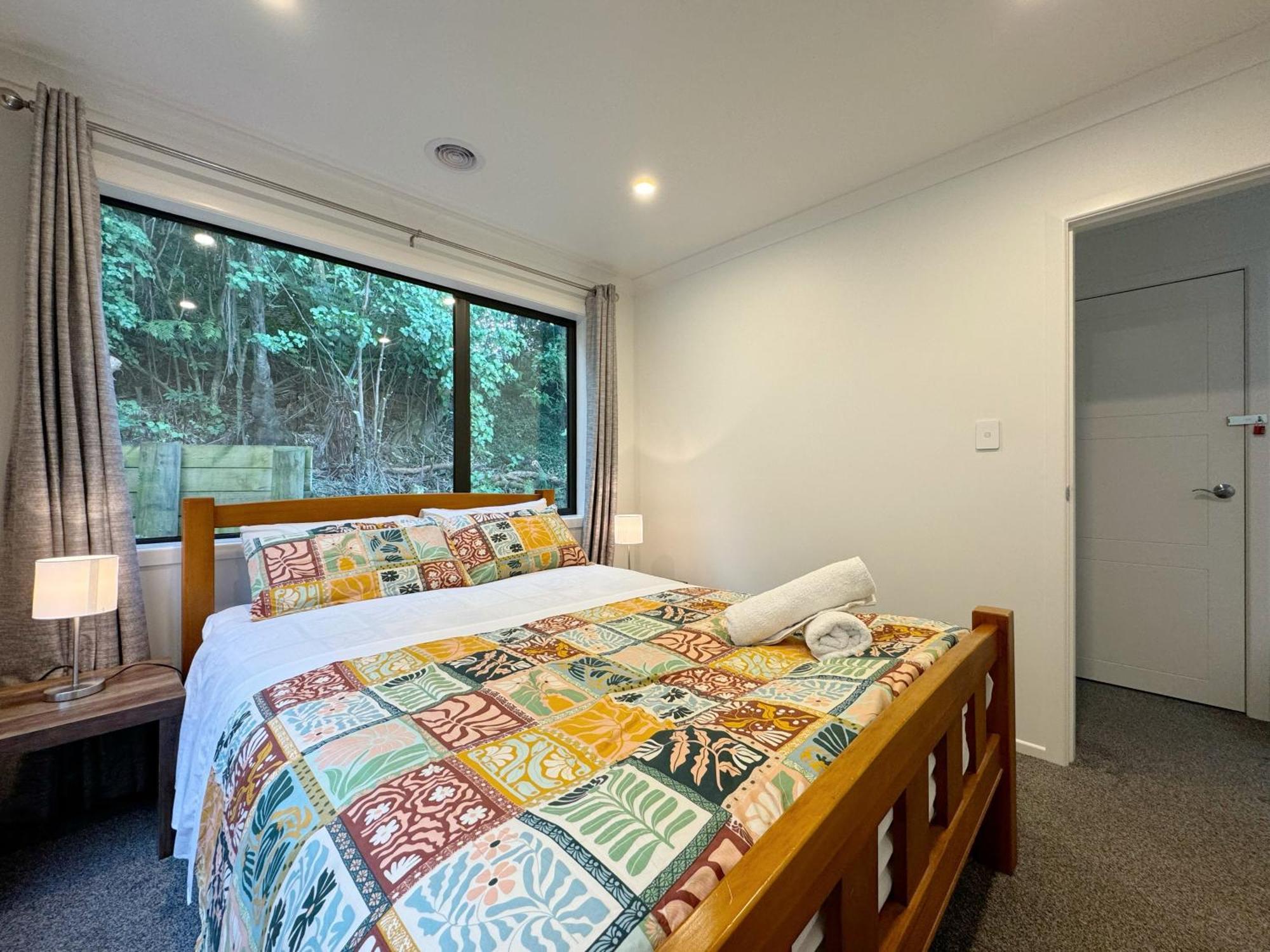 No Party Allowed, Entire Brand New 3 Bedroom Townhouse, Free Unlimited Fibre Wifi And Free Parking Wellington Eksteriør billede